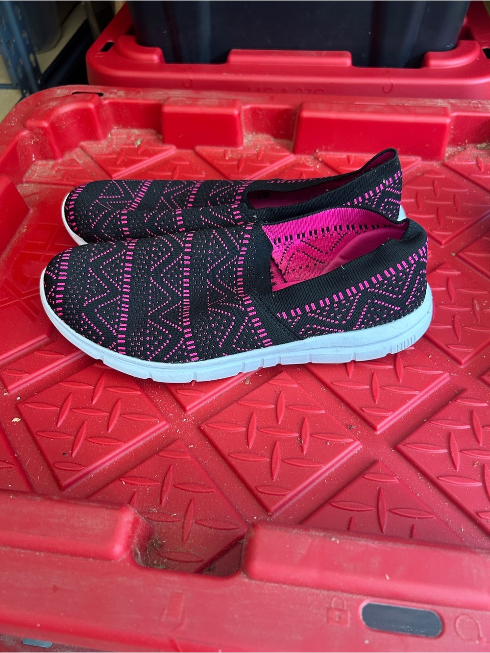 Women’s Slip-On Knit Sneakers — Black & Pink Lightweight Comfort